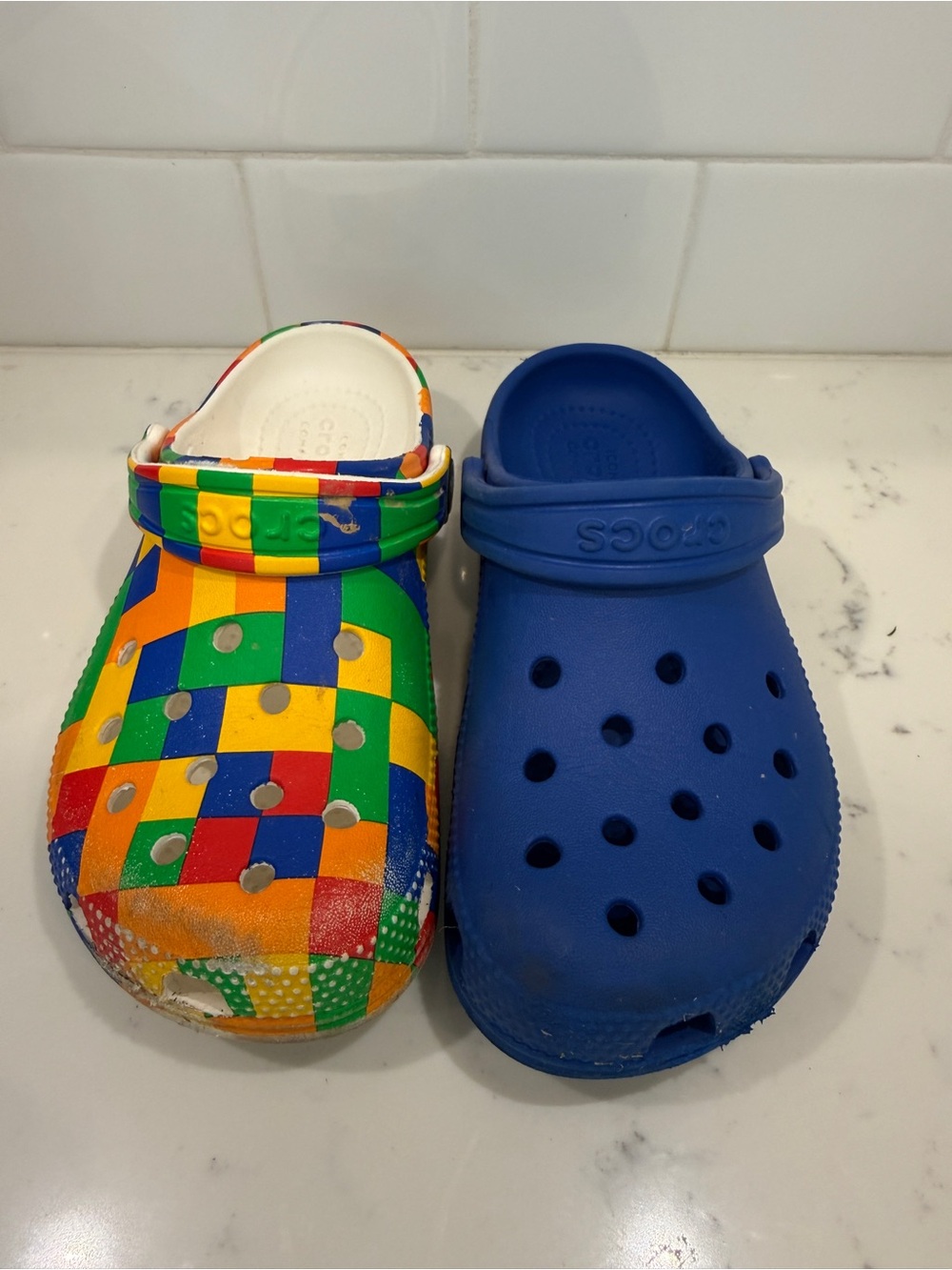 CROCS Kids' Mix-and-Match Clogs - Blue and Multicolor Patch